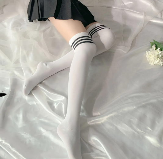 Teddy Legs - Thigh High Socks (White)